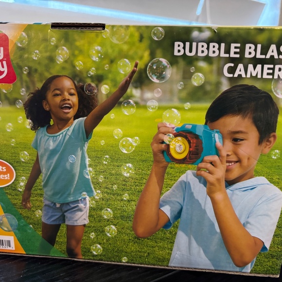 Bubble Blast Camera - Picture 2 of 3